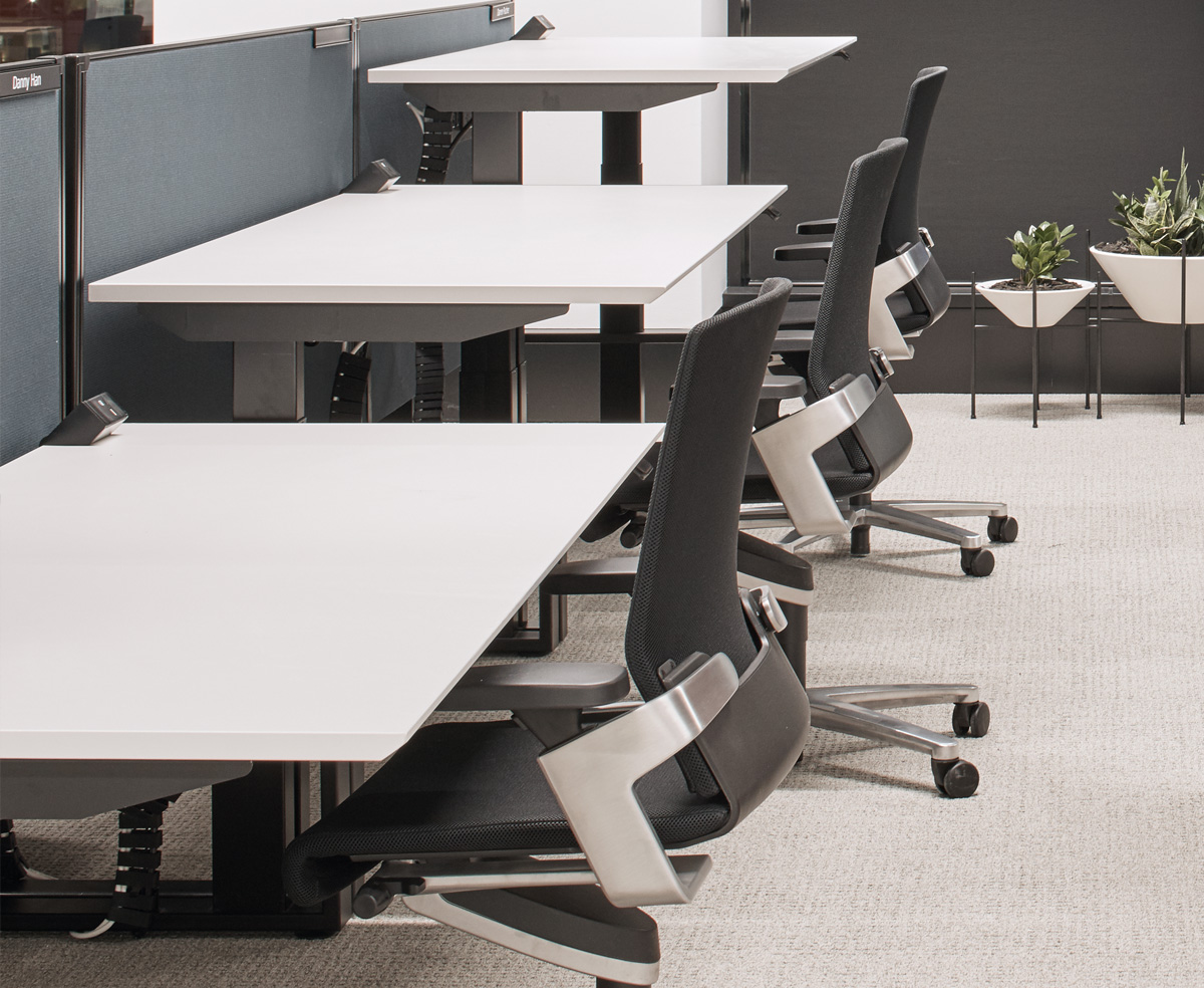 HOST Workstation - Image 7